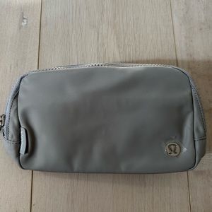Lululemon Everywhere Belt Bag